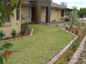 Soul Havens Landscape Design Pic 5 - Front garden makeover