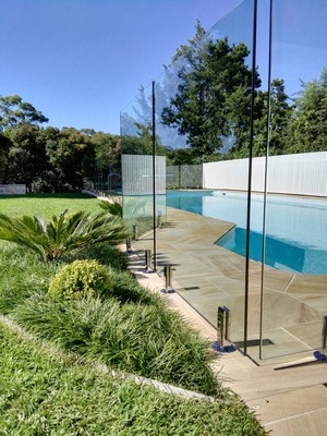 Avant-Garde Glass Pic 3 - A lovely shot of our frame less fencing Note we will also be supplying shower screens of the same quality glass seen in this picture