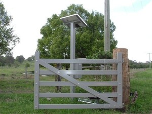 East Coast Garage Door Services Pic 3 - rural swing gate with solar automation