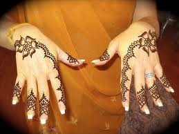 RoopRani Hair & Beauty Pic 4 - Henna Art work