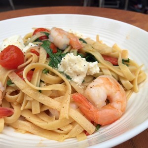 Logos Cafe Newington Pic 2 - Prawn oil pasta