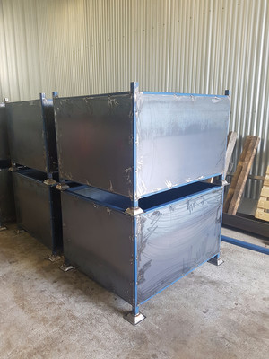 Vantage Metal Fabrications Pic 3 - Stillages of all sizes