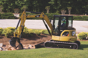 Hastings Deering Pic 2 - Cat Mini Excavator