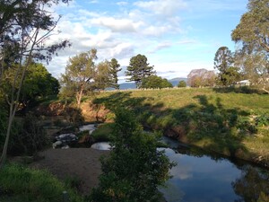 Toogoolawah Motel Pic 3 - Overlooking Peaceful Cressbrook creek