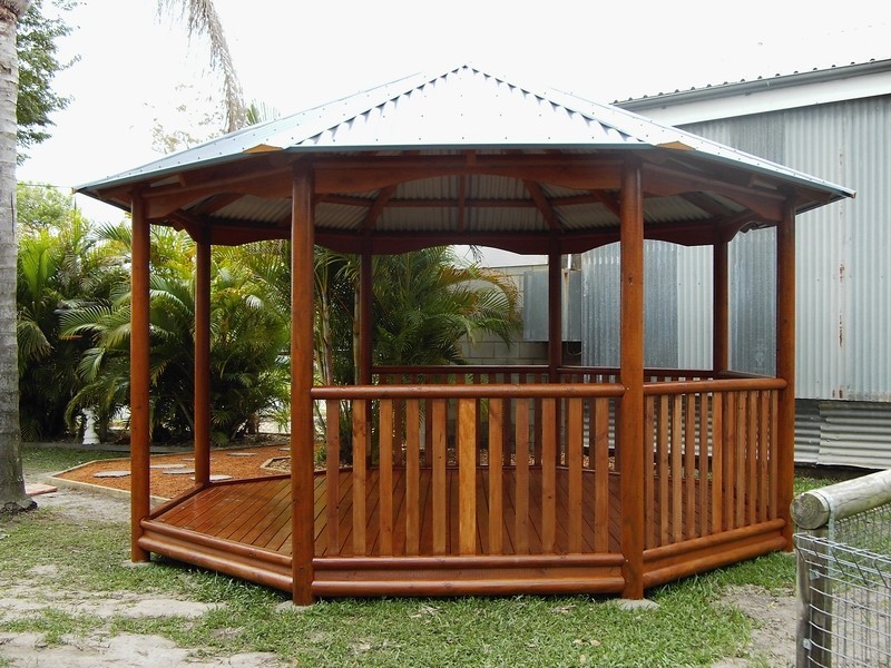 Sunshine Gazebos Pic 1