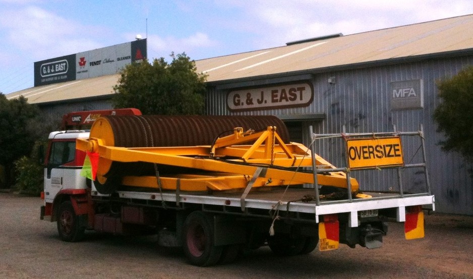 Tatiara Industrial Repairs Pic 1 - Heavy Duty Ribbed Roller with Custom Transport Dolly