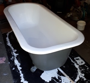 Paul's Home Maintenance Pic 4 - Vintage Cast Iron Clawfoot Bathtub Restoration With White Polymer Epoxy Coating