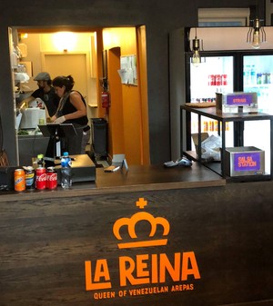 Le Reina Queen Of Venezuelan Arepas Pic 5