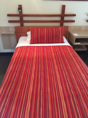 Kingfisher Bay Resort Pic 4 - Single bed