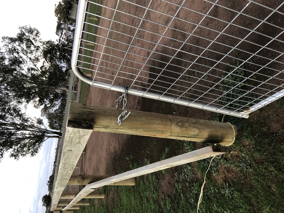 Central Vic Sheds & Fencing Pic 1