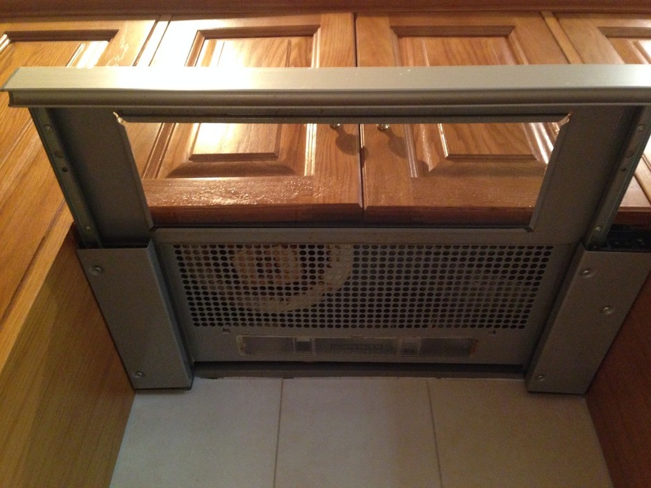 Optimal Cleaning Services Pic 2 - Range hood from Olive Street Parkside