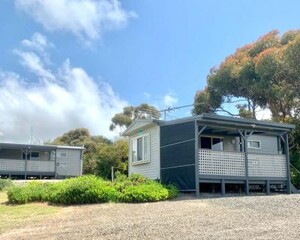 Emu Bay Holiday Homes Pic 5 - Cabins