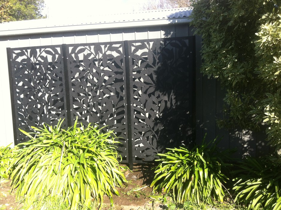 Michael's One Stop Handyman Service Pic 1 - Shedgarden Screens