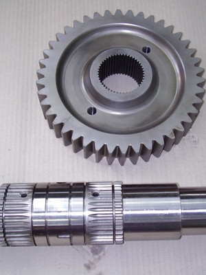 Vettiger Vidler Engineers & Co Pty Ltd Pic 5 - Manufactured gear and shaft