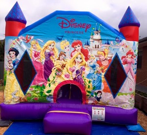 Little Munchkin's Party Hire Pic 4