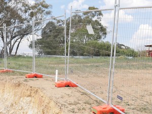 AWR Industries Pic 5 - Fence Hire for Central West NSW