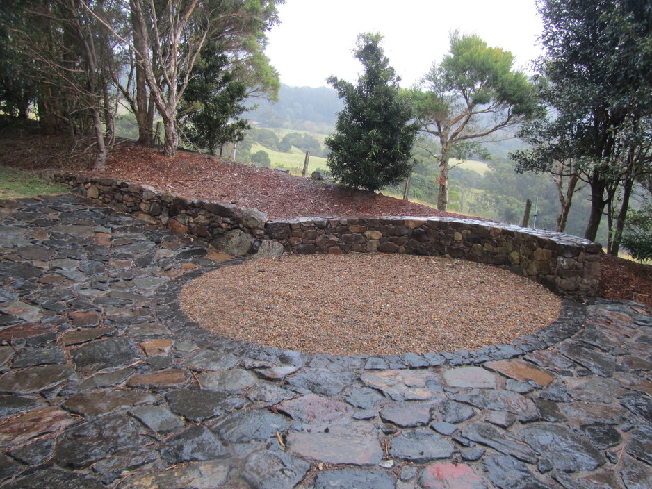 Vista Landscapes And Stone Work PTY LTD Pic 2 - Stone seating and Flagging