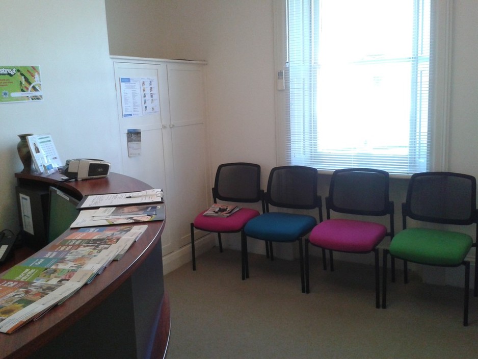 Dr Moira Callan Health Psychologist Pic 2 - Our friendly waiting room