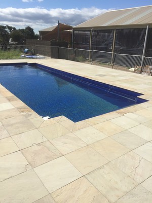 Hard2Beat Tiling Pic 4 - Sandstone in rosebud