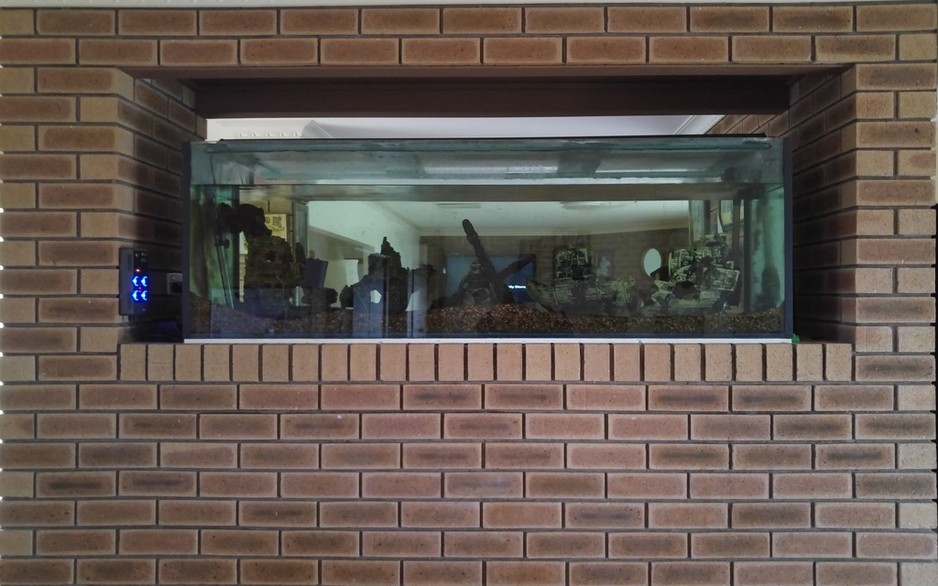 SMK Bricklaying Service Pic 1 - Aquarium feature wall Seville