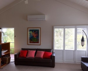 Aarons Air Conditioning Services Pic 2 - Surf Coast split system install