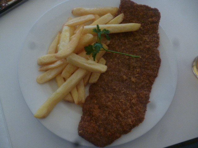 Albion Hotel Pic 1 - Beef Schnitzel