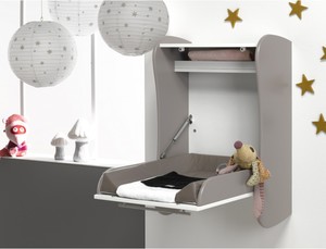 Little People's Bedroom Pic 4 - Wall Mounted Changing Tables