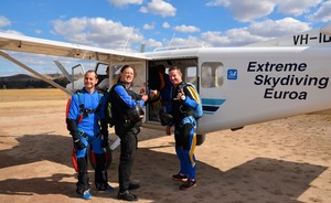 Go Jump - The Parachute School Pic 5