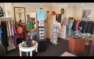 Shop 55 Vintage Clothing Boutique Pic 5