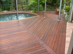 A&A Fencing, Gates & Decking Pic 2