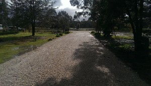 Viney and Sons Contracting Pic 4 - New driveway