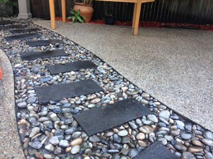 Garden Express Pic 5 - Staggered Pavers with pebbled stone pathway gives a nice natural finish