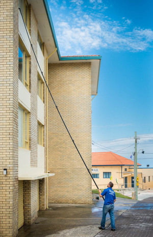 Fagan's Fair Dinkum Window & Pressure Cleaning Pic 4