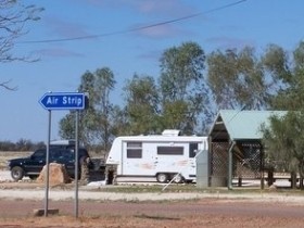 Stonehenge Caravan Park Pic 1 - Stonehenge Caravan Park