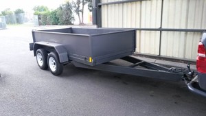 Phillips fabrication and repair Pic 3 - 5ft x 10ft 35 tonne tipper