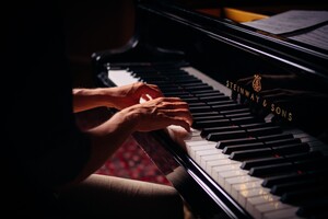 Piano Lessons - Francis Leung. Pic 4