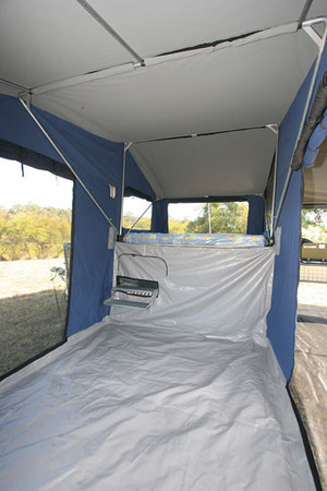 Easy Campers Pic 5 - Lifestyle 360 Queen size bed