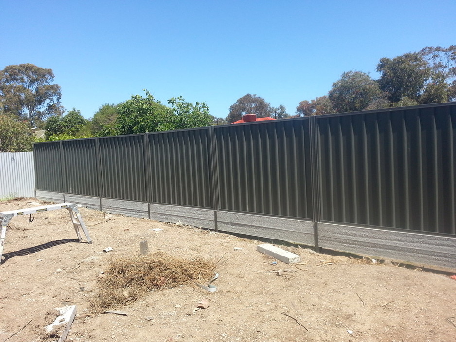 Man vs fence in Fairview Park, Adelaide, SA, Fencing Construction ...