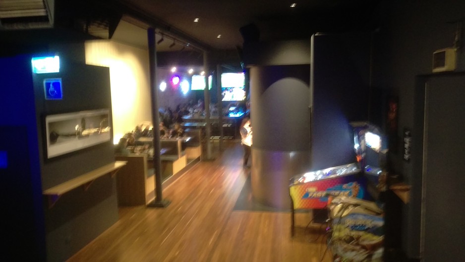 Patriot's Sports Bar Pic 1 - Inside