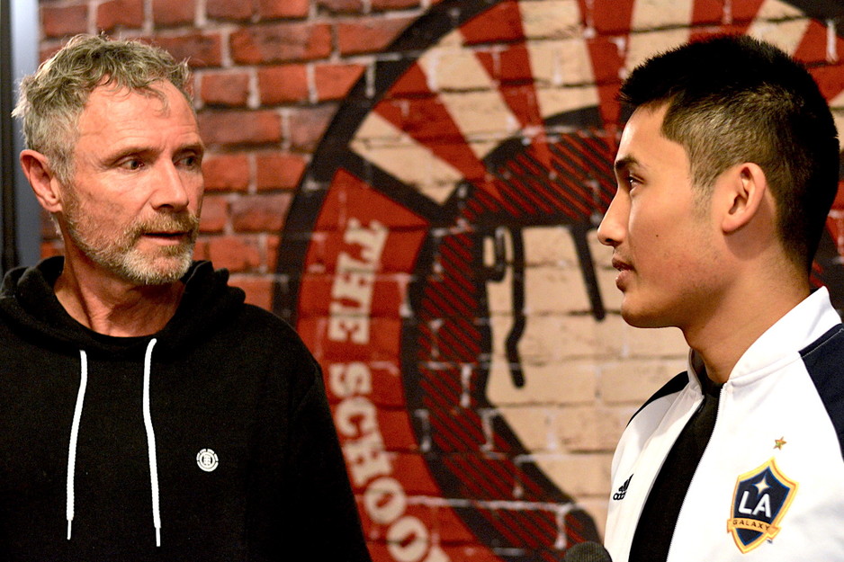 School of Hard Knock Knocks Pic 1 - Glynn Nicholas coaching Viet Bui