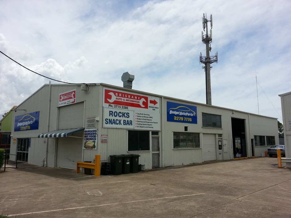 Brisbane Automotive & Mechanical Pic 1 - Our workshop Brisbane Auto Mechanical