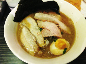 Ramen Zundo Pic 2 - Double soup