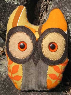 Bekahdu Handmade Pic 2 - Vintage Orange Owl Softie Toy