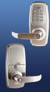 Safetek Locksmiths Pic 4 - Digital Locks supplied and installed