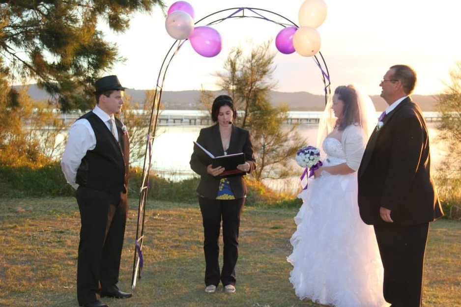 YourCentralCoastMarriageCelebrant Pic 2