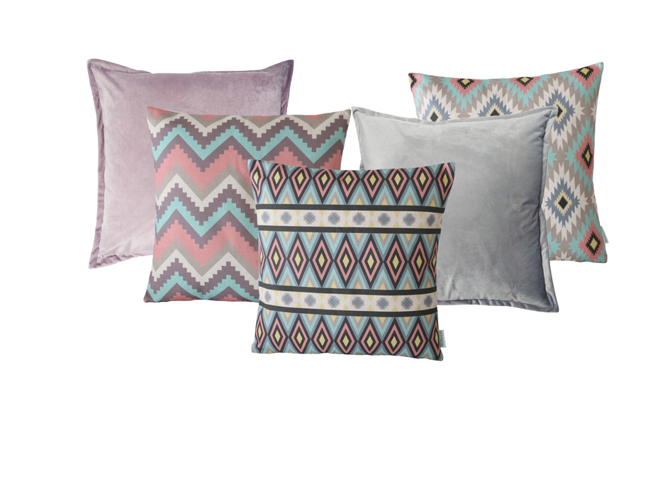 All Things Cushion Pic 1 - Pink Velvet 5 Cushion Cover Collection