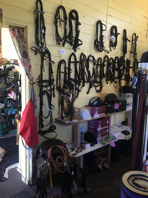 Misties New and Used Saddlery Pic 4