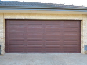 Sunraysia Garage Doors Pty Ltd Pic 4 - Panelift Door in Caoba colour