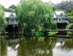 Paradise Gardens Cottages & Bed And Breakfast Pic 1 - Paradise Gardens Cottages