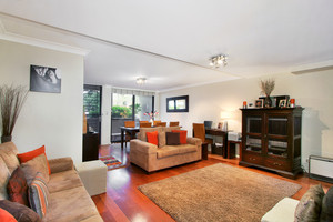 Agency By Glenn Regan Pic 3 - 31820 newton street alexandria for sale 527500